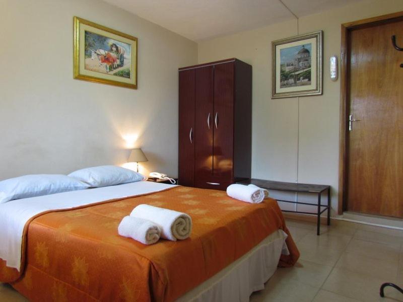 Hostal Casa Suiza Asunción Exteriér fotografie